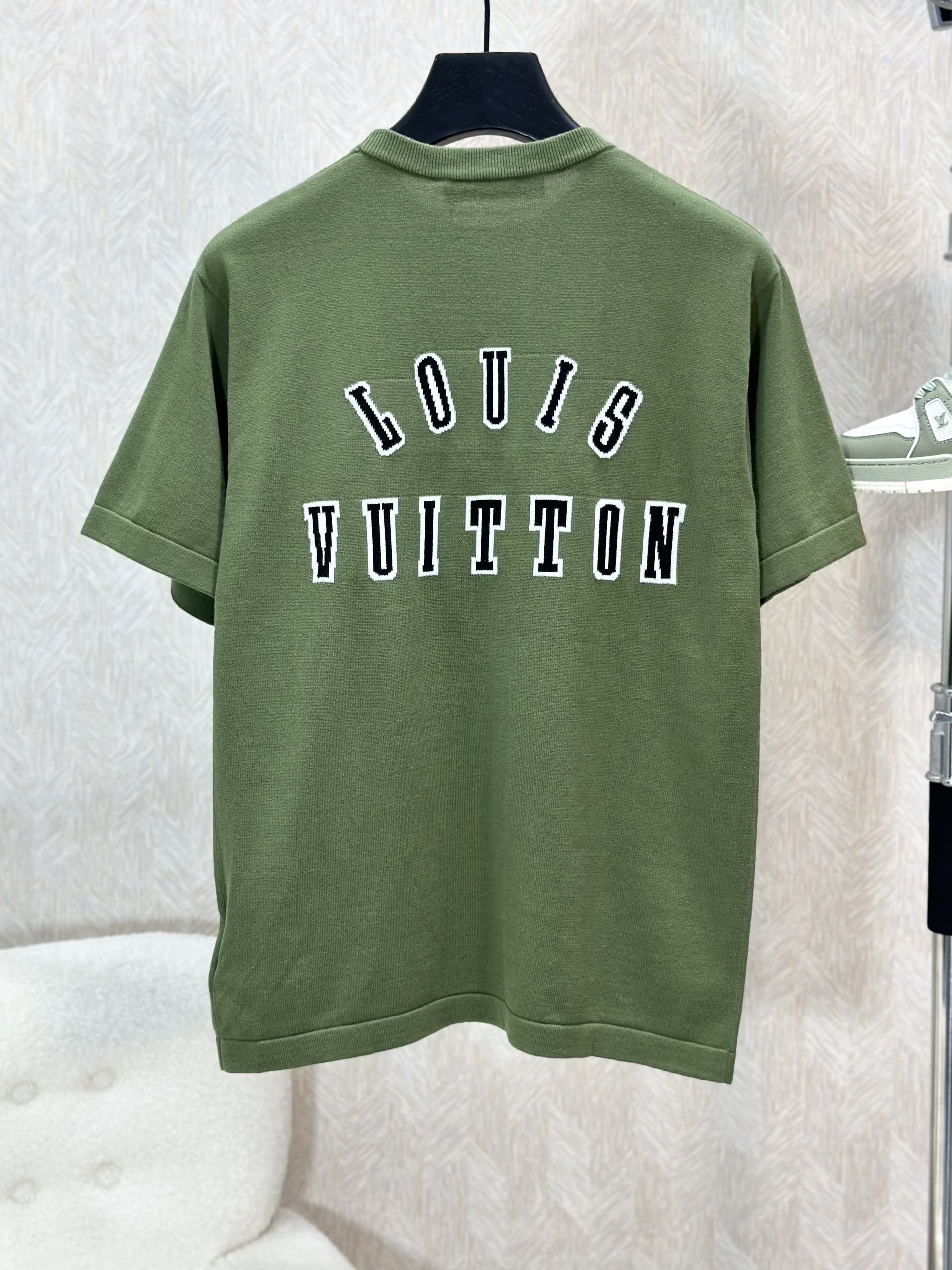 Áo phông T-shirt len Louis Vuitton LV Xanh rêu họa tiết cún Like Auth on web VTN